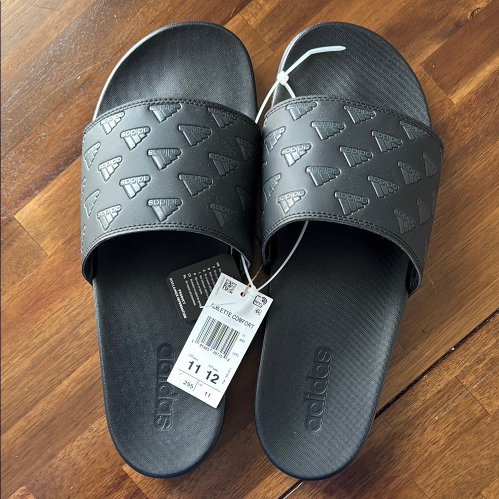 NWT Adidas Adilette Comfort Black Slide Sandals